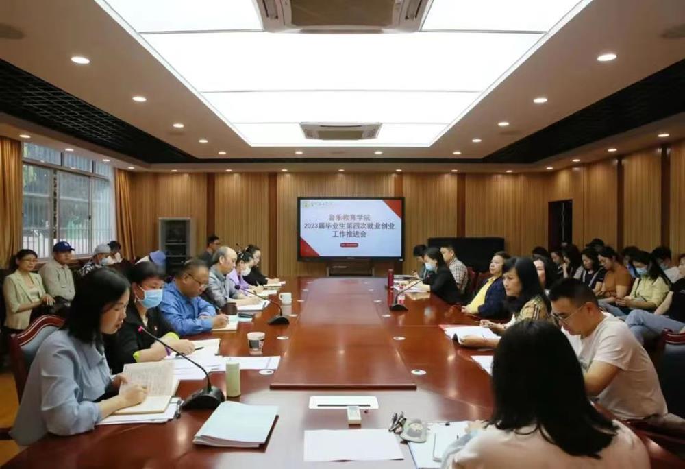 68df7dc5f24b41eeae94c020adbe44d1.jpg 68df7dc5f24b41eeae94c020adbe44d1.jpg