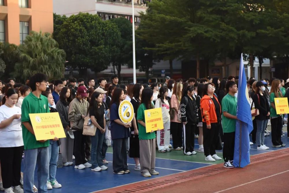 94db6bf5545e41a9ad0c5be724c8f860.jpg 94db6bf5545e41a9ad0c5be724c8f860.jpg