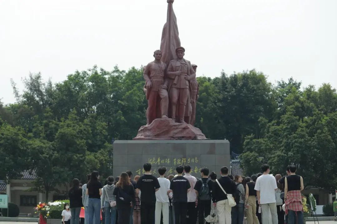 ca6ff1b3211049079db57988a8104643.jpg ca6ff1b3211049079db57988a8104643.jpg